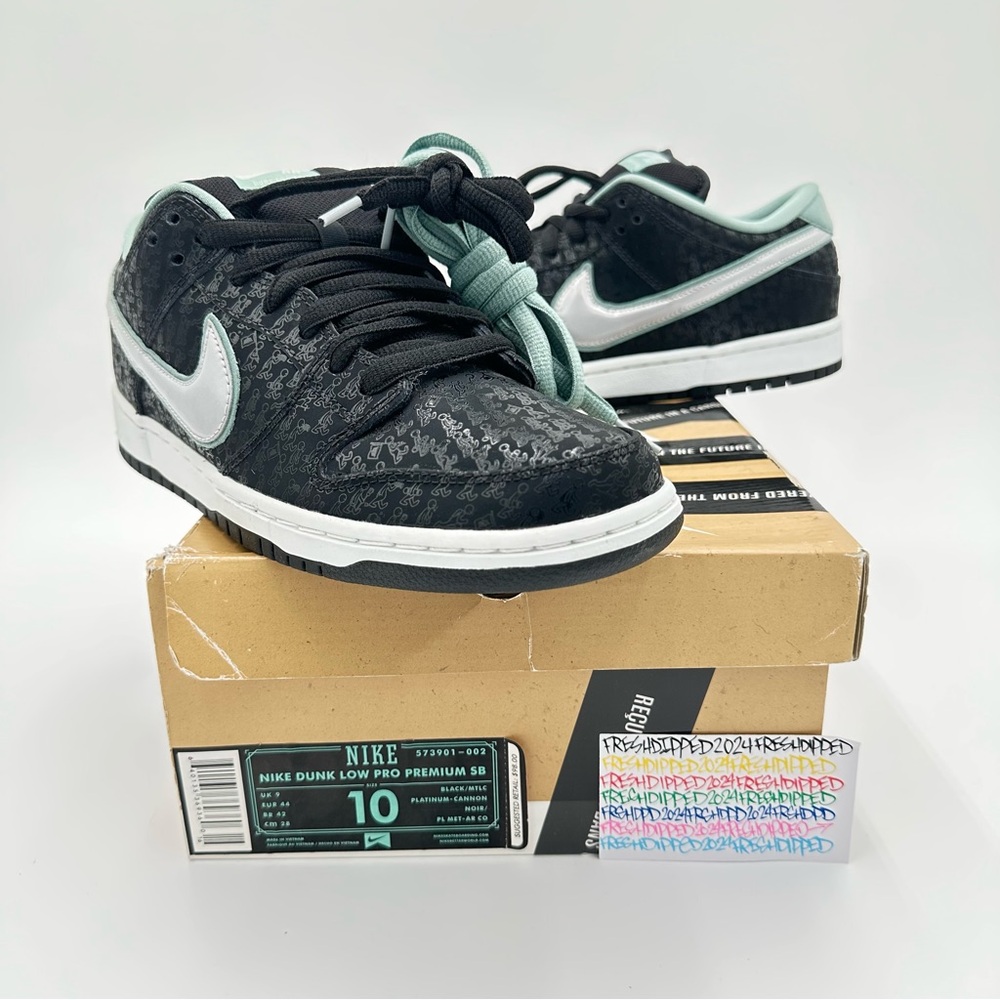 NWT 2013 NIKE SB DUNK LOW PRO PREMIUM 
SPOTxLANCE MOUNTAIN MENS 10 DEADSTOCK OG